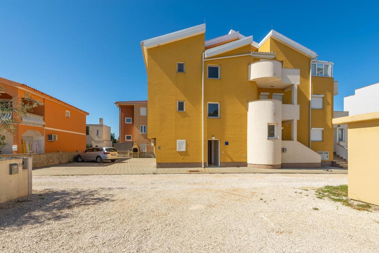 Niko Apartment Vir Dış mekan fotoğraf