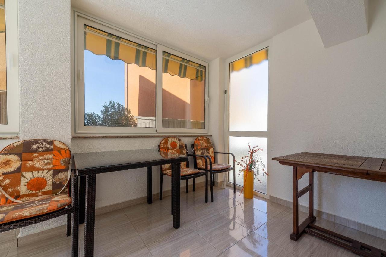 Niko Apartment Vir Dış mekan fotoğraf